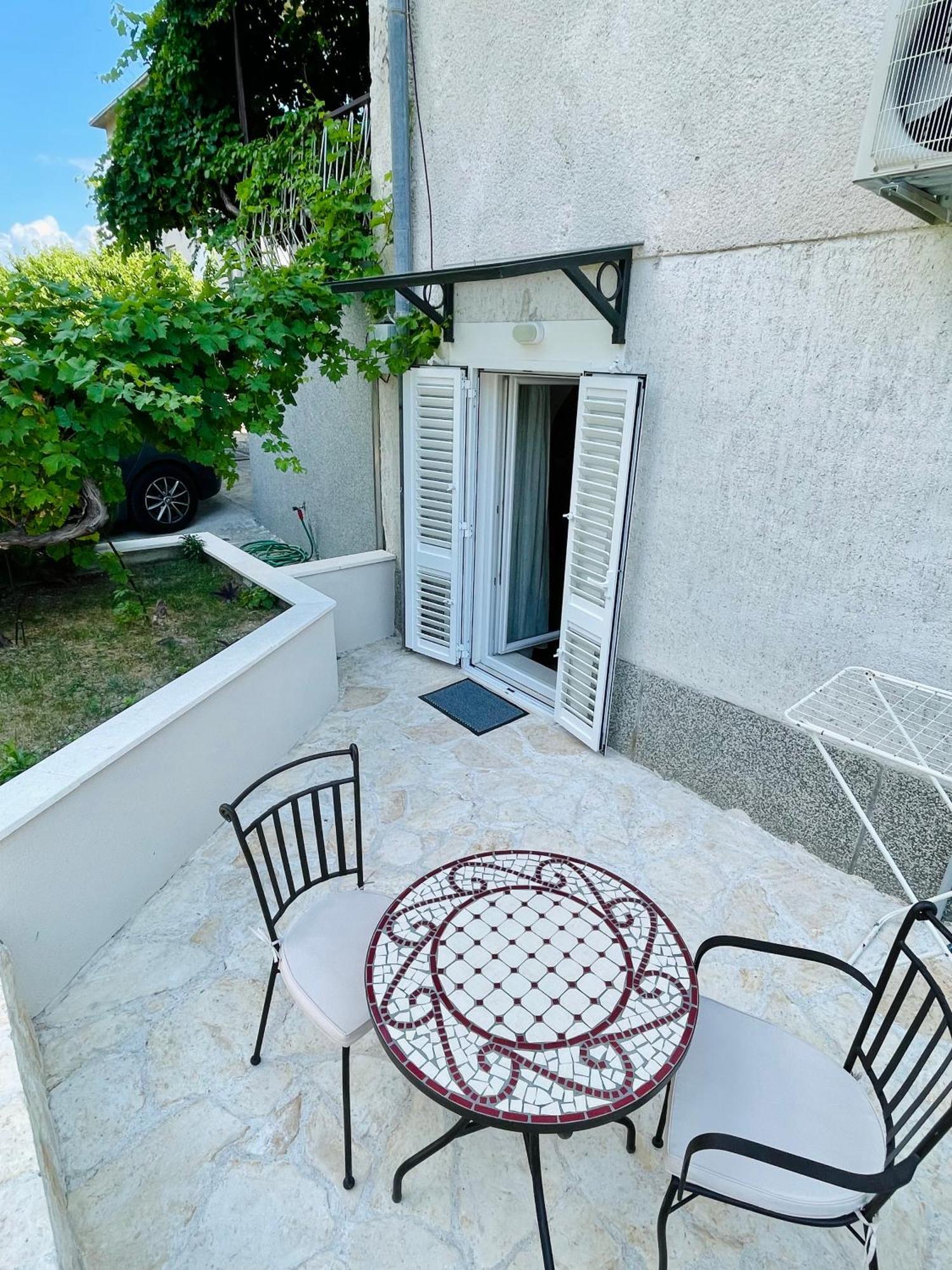Velin Apartament *