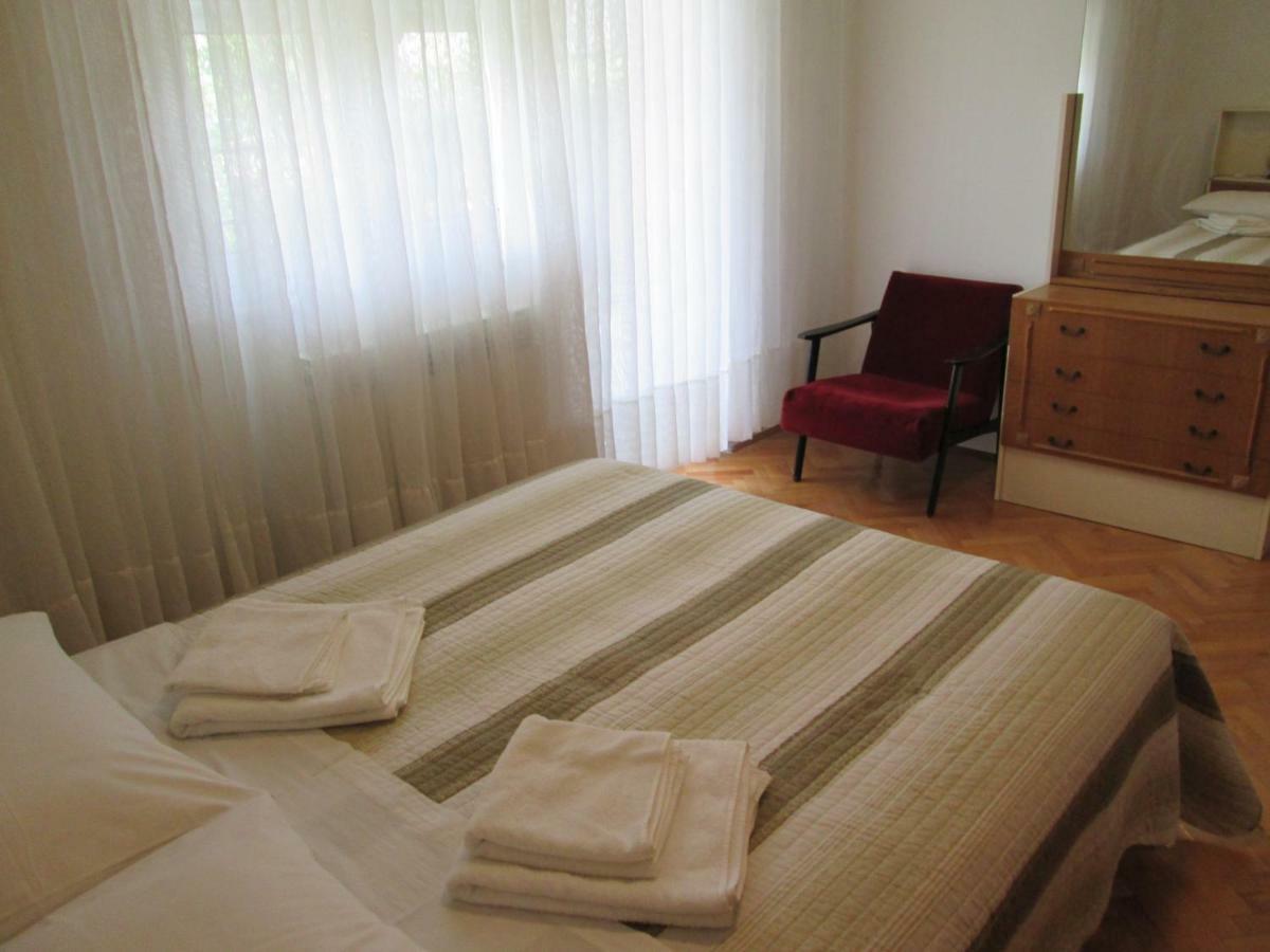 Apartment Velin Split